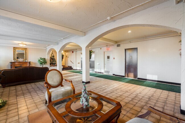 Foto del edificio - 1450 Palisade Ave