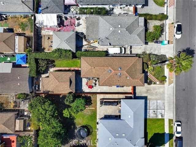 Foto del edificio - 5030 W 130th St