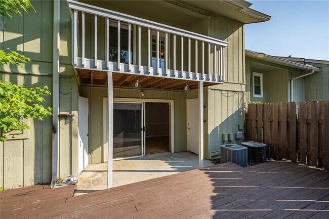 Foto del edificio - 739 Hanover Ln SE