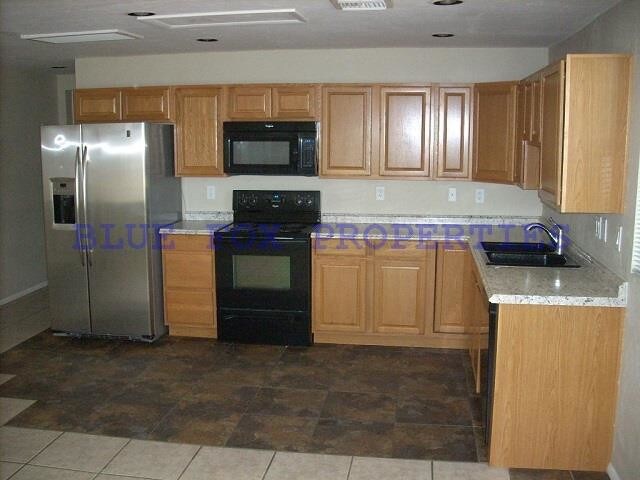Foto del edificio - 2323 E 10th St