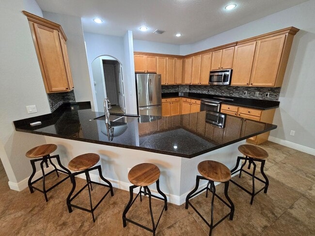 Building Photo - 2095 NW Diamond Creek Way