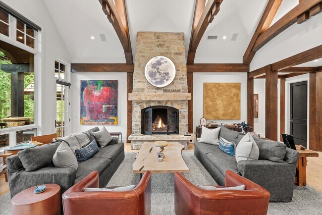 Foto del edificio - 289 Exhibition Ln