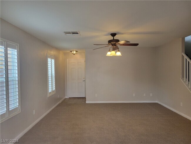 Building Photo - 9270 Valley Ranch Ave