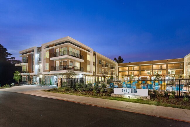 Foto del edificio - Tradition on Caplewood