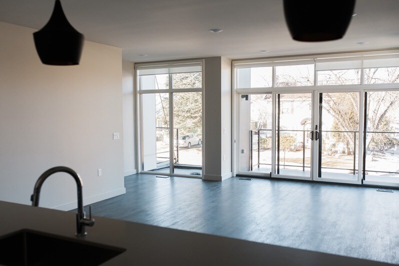 Kitchen & main living - 1500 S Spring Ave