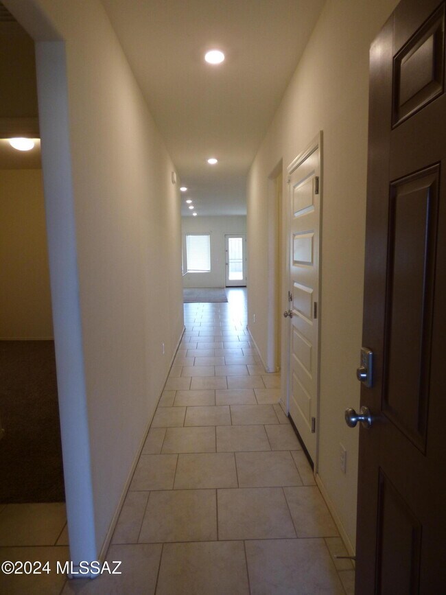 Foto del edificio - 10208 N Crooked Peak Trail
