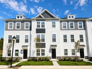 Building Photo - 522 Cooper St