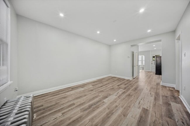 Foto del edificio - 5049 W 29th Pl