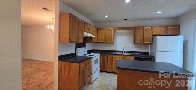 Building Photo - 9134 Charminster Ct