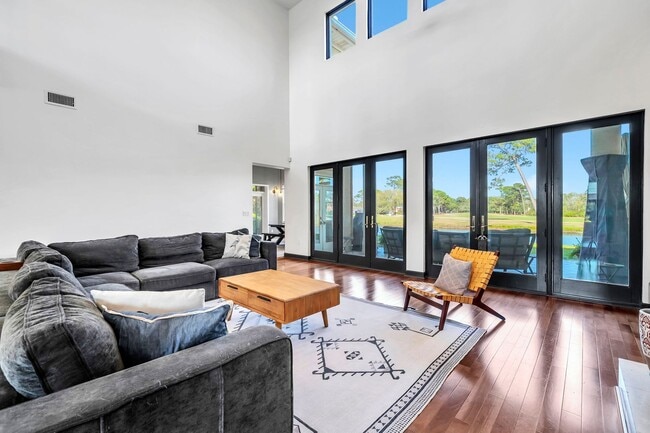 Building Photo - 1393 Sunset Beach Dr
