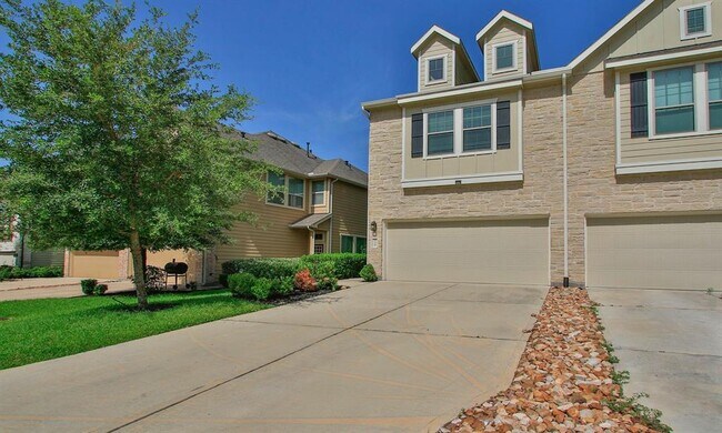 239 Biltmore Loop Montgomery - 239 Biltmore Loop Montgomery Tx Building Photo 