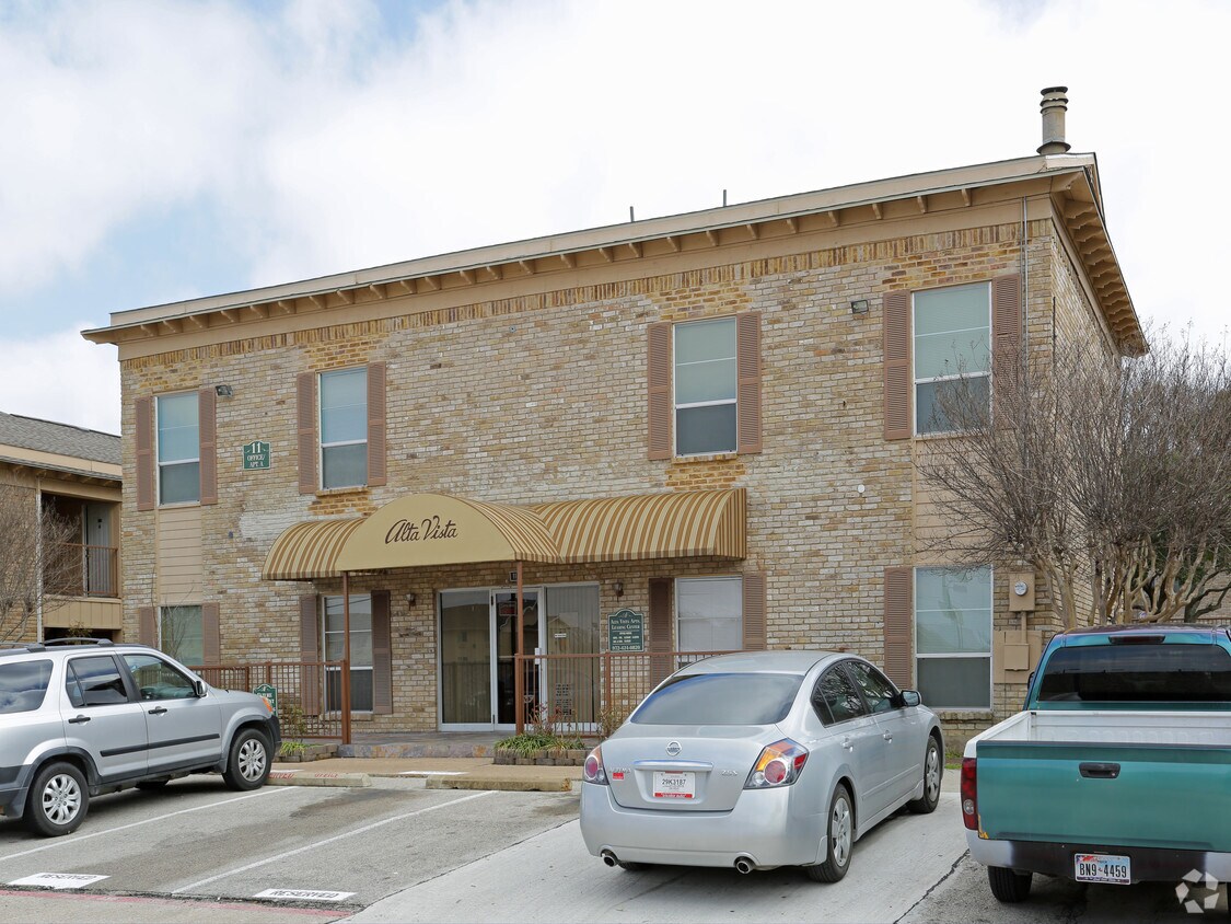 Alta Vista Apartments Alquileres en Plano, TX