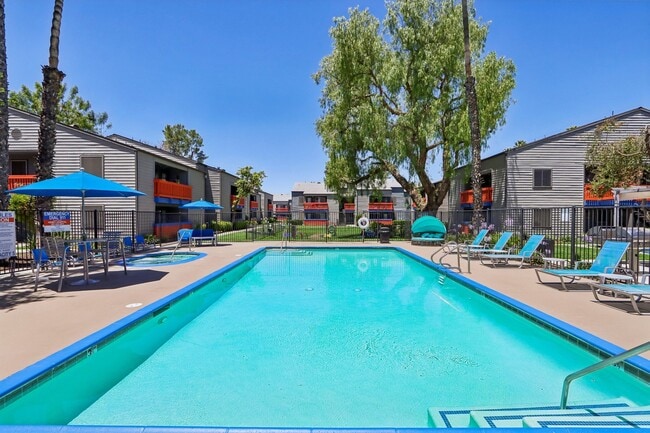 Building Photo - evRIA Diamond Valley