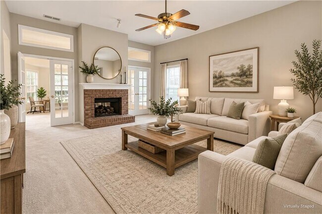 Foto del edificio - 10950 Pinehigh Dr