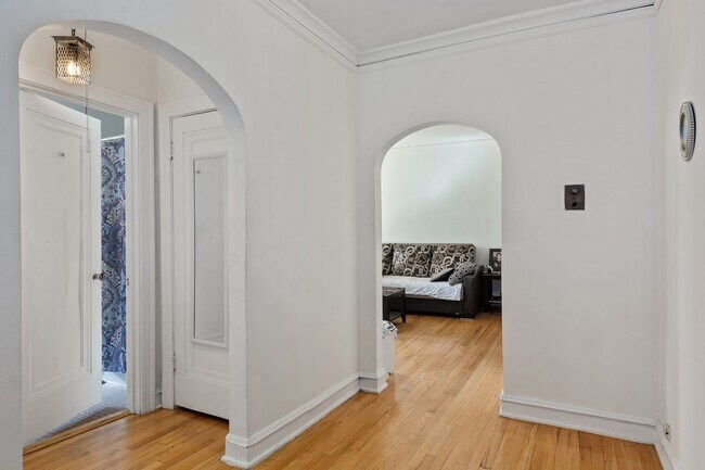 Foto del edificio - 6148 N Francisco Ave