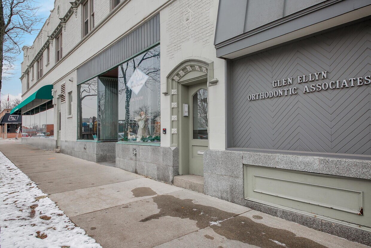 Primary Photo - 509 Duane St