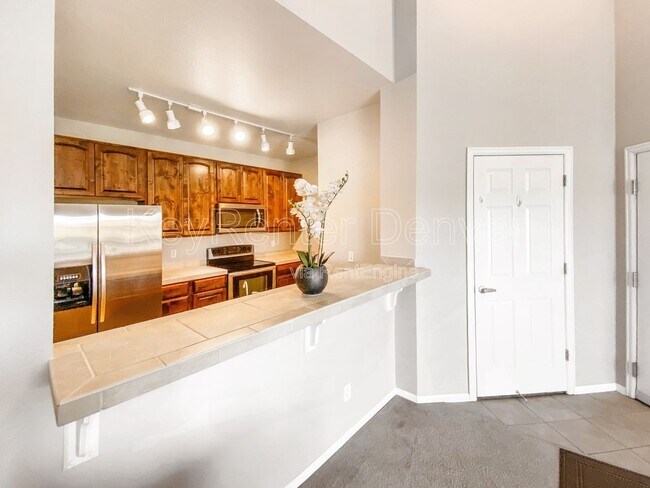 Foto del edificio - 9481 Mansfield Ave