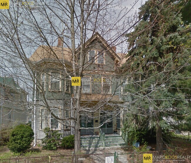 Building Photo - 3 Griggs Pl