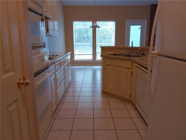 Foto del edificio - 3841 Waterford Way