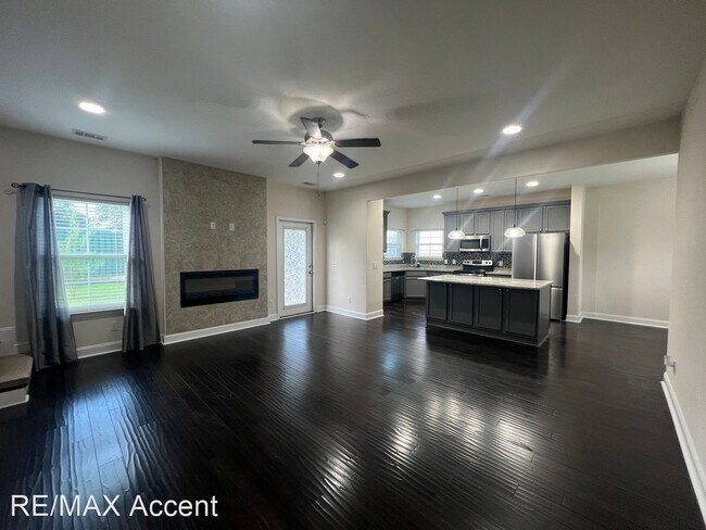 Foto del edificio - 4 br, 3 bath House - 30 Gentry Way