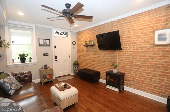 Foto del edificio - 3512 Hickory Ave