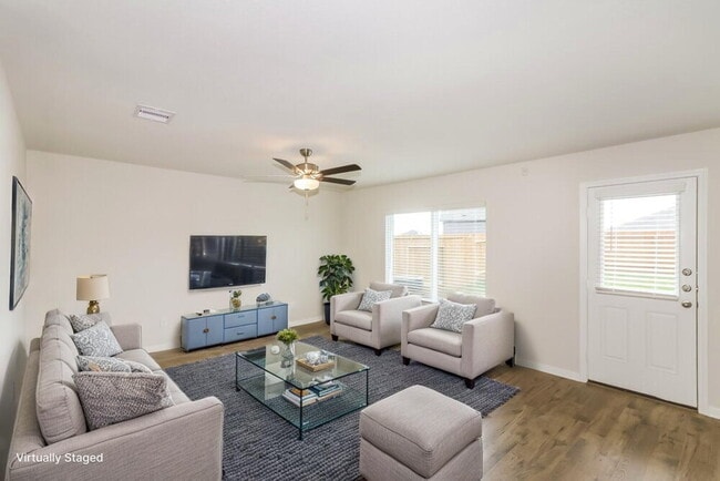 Building Photo - 425 Sunny Highlands Dr