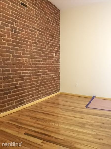 Building Photo - 500 W 143rd St