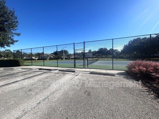 Foto del edificio - 10702 Burning Bush Terrace