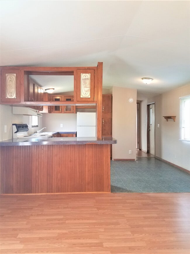 Foto del edificio - 1617 Nettle Knob Rd