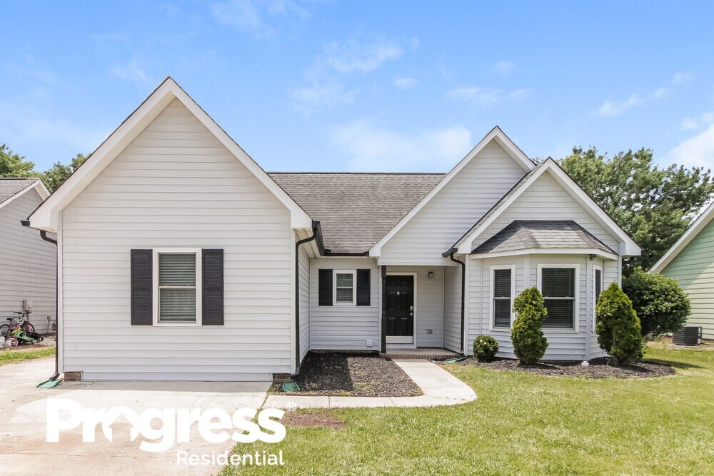 4907 Hunters Knoll Dr, Monroe, NC 28110 House for Rent in Monroe, NC