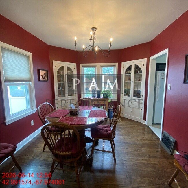Foto del edificio - 2922 S 48th St