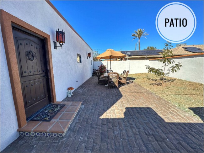 Building Photo - 322 N 13th St