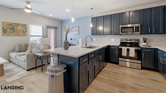 Foto del edificio - 2422 S Carrier Pkwy