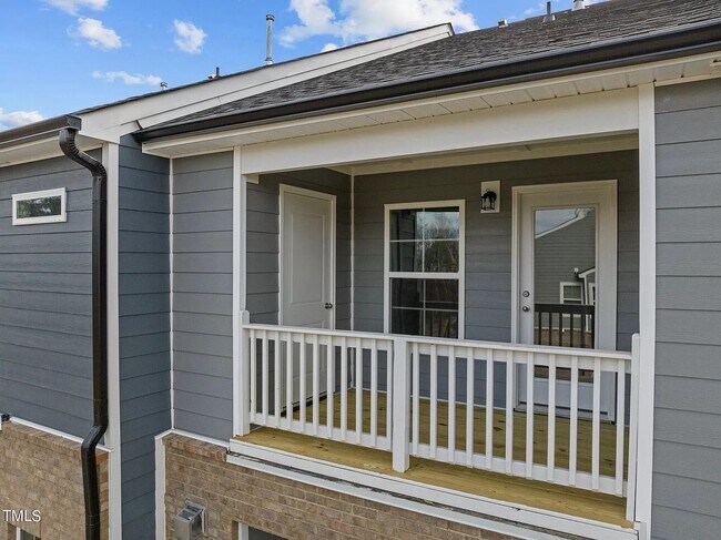 Building Photo - 567 Forestville Rd