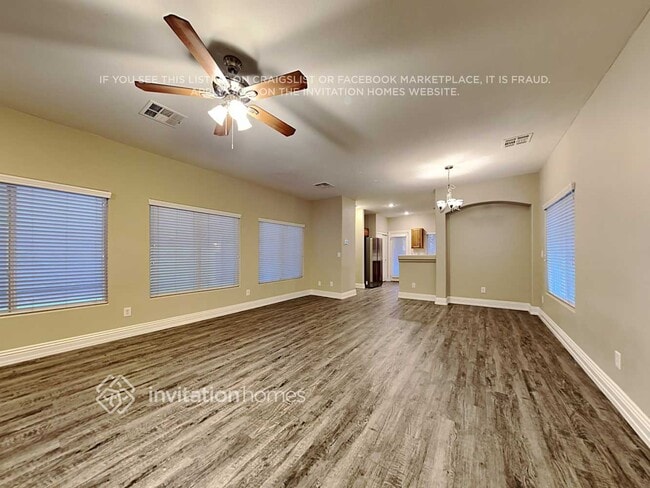 Foto del edificio - 8519 Treasure Trove St