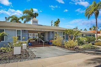 Building Photo - 5068 Marlborough Dr