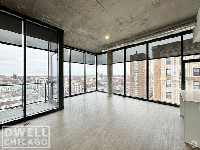 Building Photo - 4505 N Sheridan Rd
