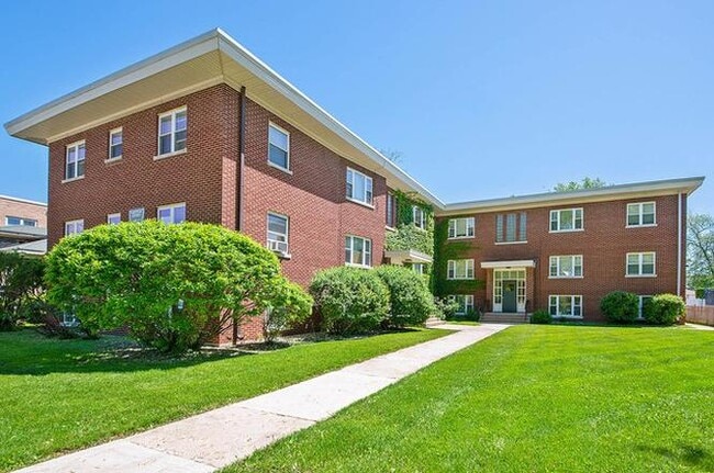 Building Photo - 712 N Raynor Ave
