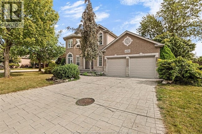 Building Photo - 4700 Wembley Ct