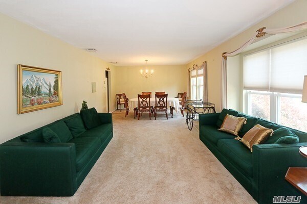 Building Photo - 41 Timber Ridge Dr