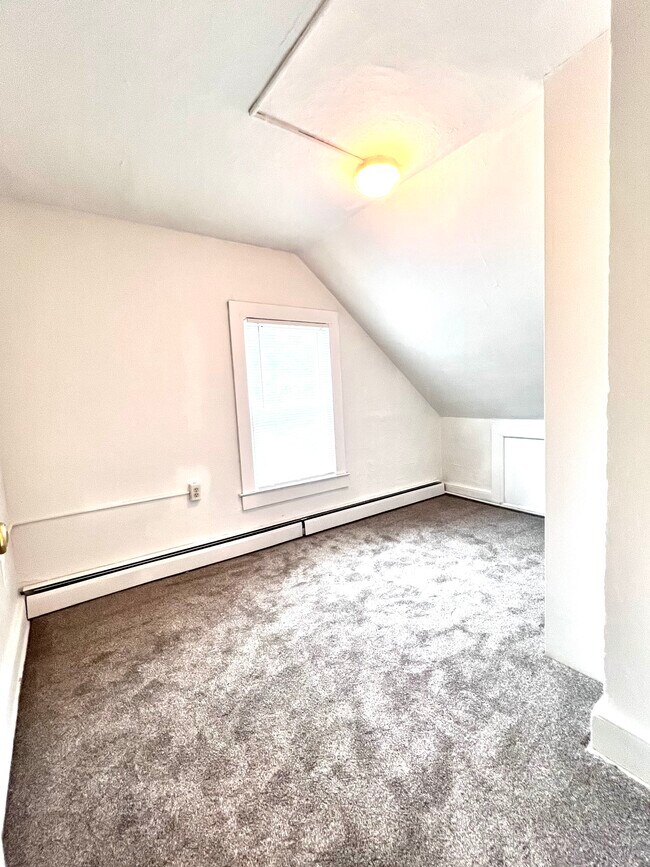 Foto del edificio - 4 Schoolhouse Ln