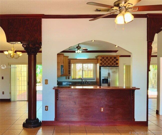 Building Photo - 17808 SW 154th Ct
