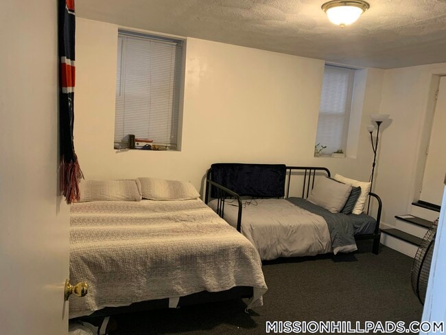 Foto del edificio - 61 S Huntington Ave