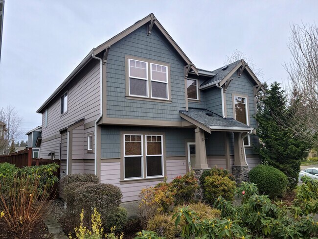 Building Photo - 4302 25th St SE