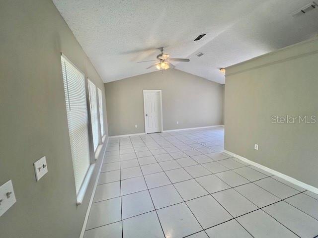 Building Photo - 2342 Queenswood Cir