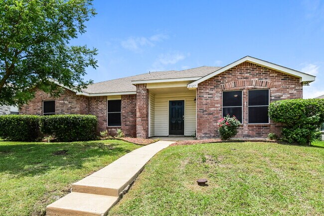 Foto del edificio - 2327 Graystone Dr