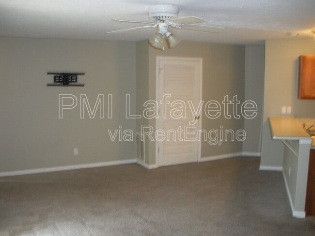 Building Photo - 3526 Bethel Dr