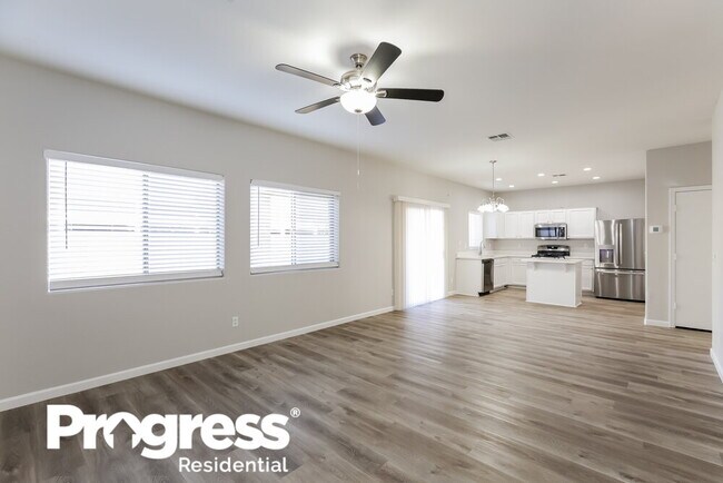 Foto del edificio - 9120 W Cambridge Ave