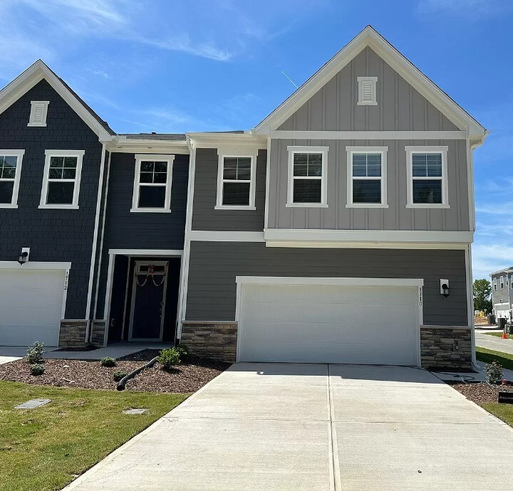 Foto principal - 1765 Aspen River Ln