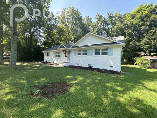 Building Photo - 2306 Briargrove Dr